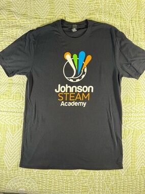 GUC Men’s Medium Johnson STEAM Academy black Tee Cedar Rapids Iowa